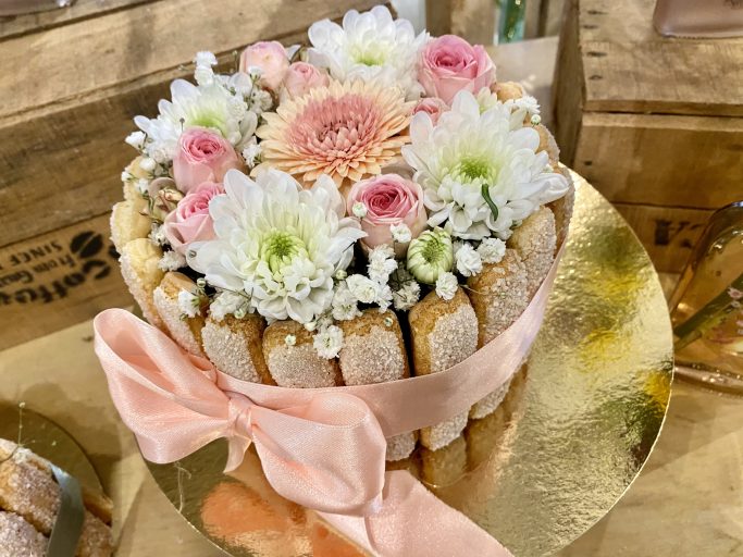 Gateau Floral Fleurs Et Moi